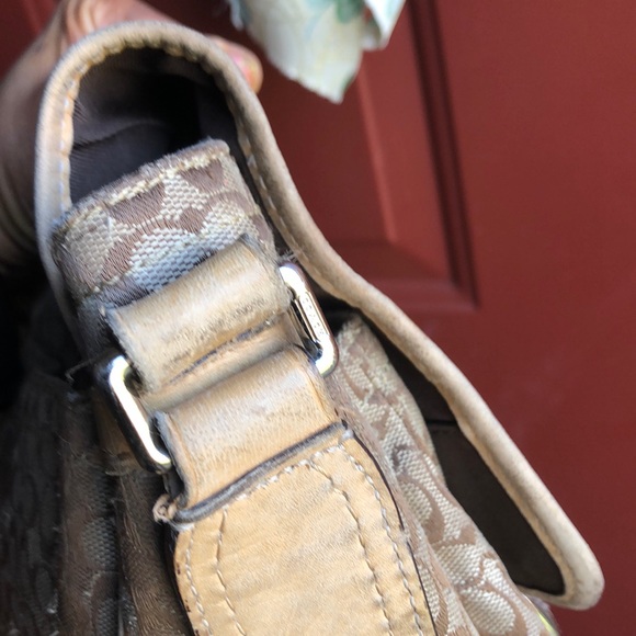 COACH Signature Voyager Khaki Bag - Picture 7 of 10